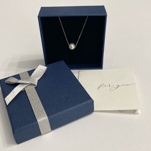 New💕💕Swarovski Pearl Necklace